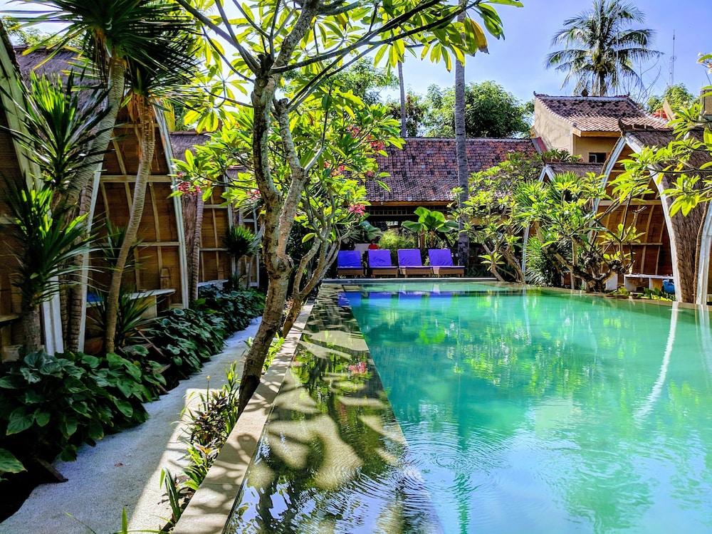 Paradesa Villa Gili Trawangan Exteriör bild
