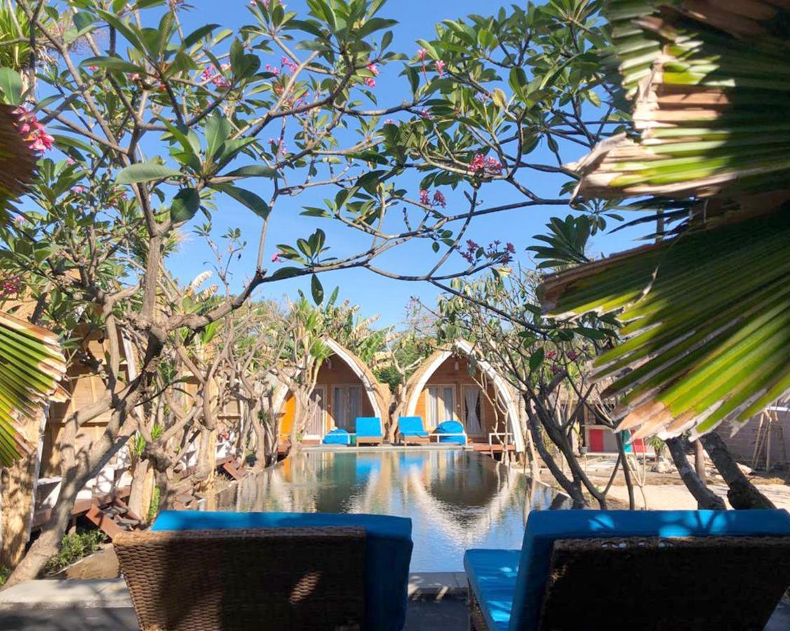Paradesa Villa Gili Trawangan Exteriör bild