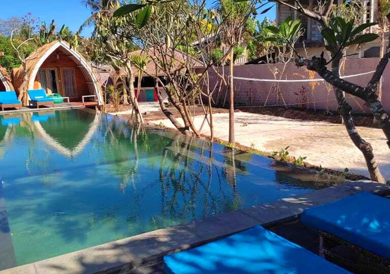 Paradesa Villa Gili Trawangan Exteriör bild