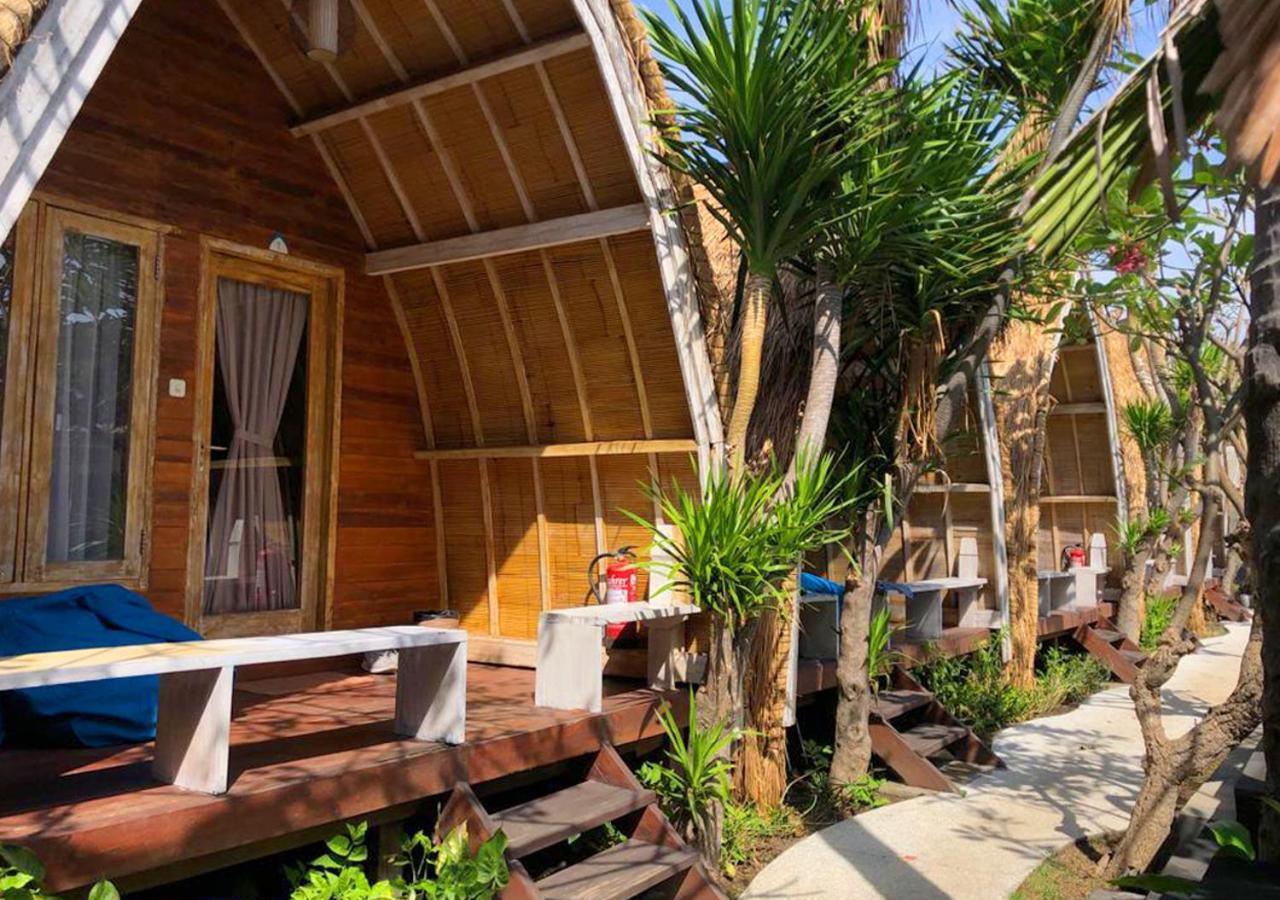 Paradesa Villa Gili Trawangan Exteriör bild